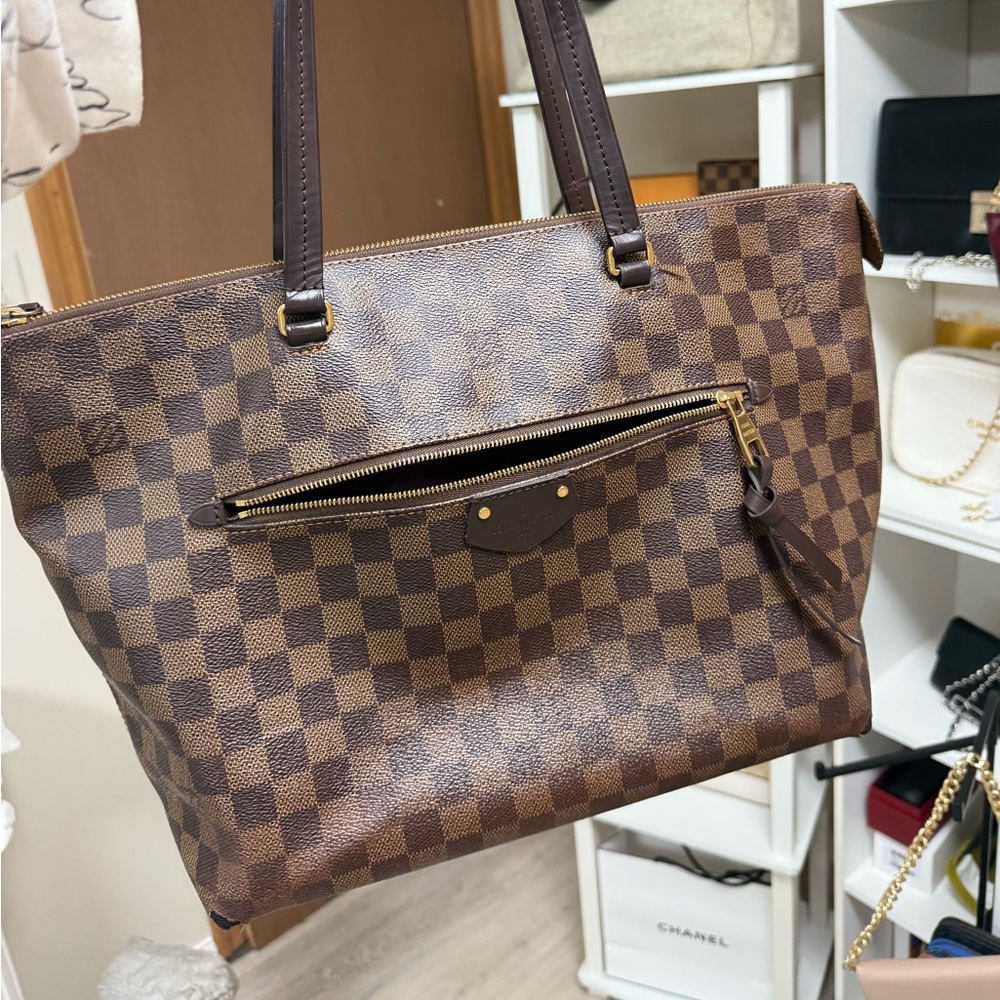 ❌SOLD❌ Lv tote bag